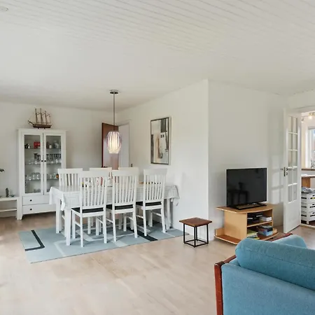 3 Bedroom Stunning In Дом отдыха Marstal